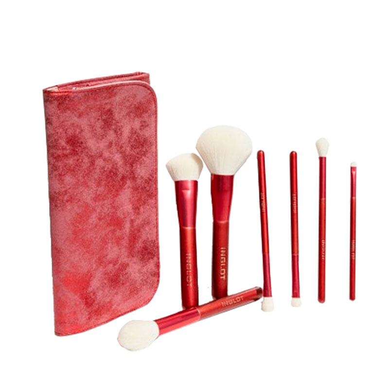 Kosmetyki do twarzy, kosmetyki dla niej, damskie kosmetyki, pomysł na prezent, dzień mamy, Inglot, pędzle do makijażu