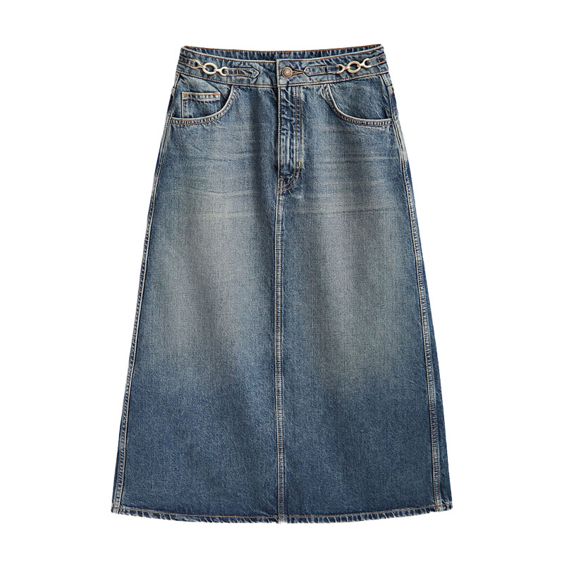 Wiosenne kolekcje, stylizacja, ubrania, moda, kolekcja dla niej, promenada, spódnica jeansowa, spódnica, spódnica damska, massimo Dutti