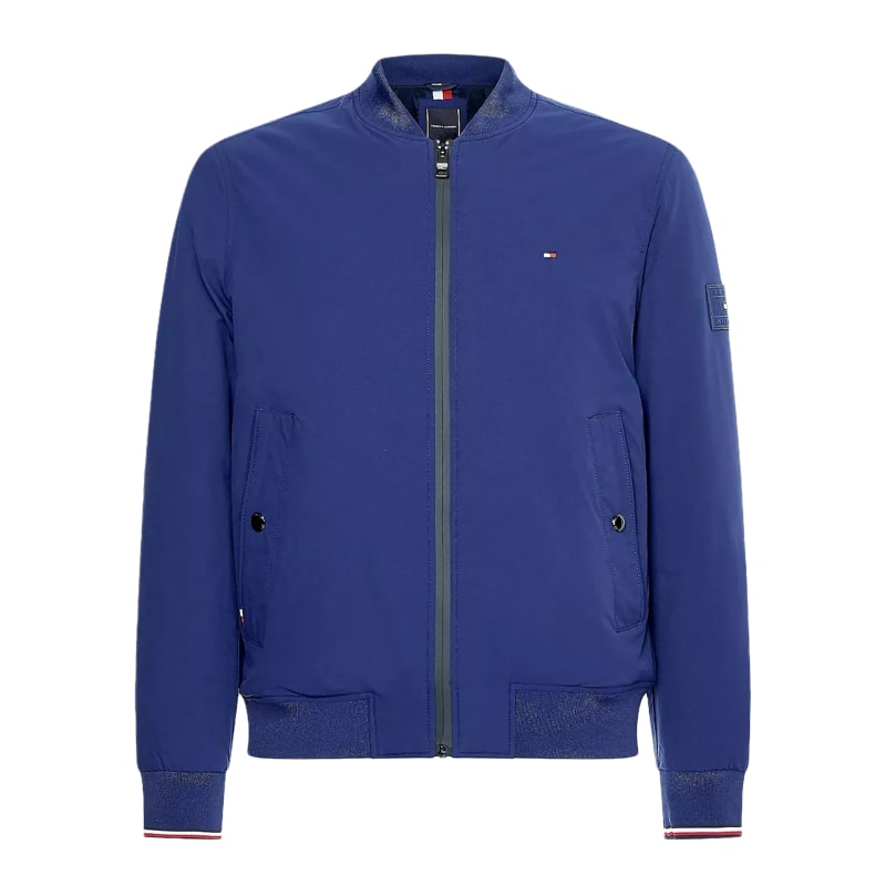 Wiosenne kolekcje, stylizacja, ubrania, moda, kolekcja dla niego, moda męska, bluza, Tommy Hilfiger