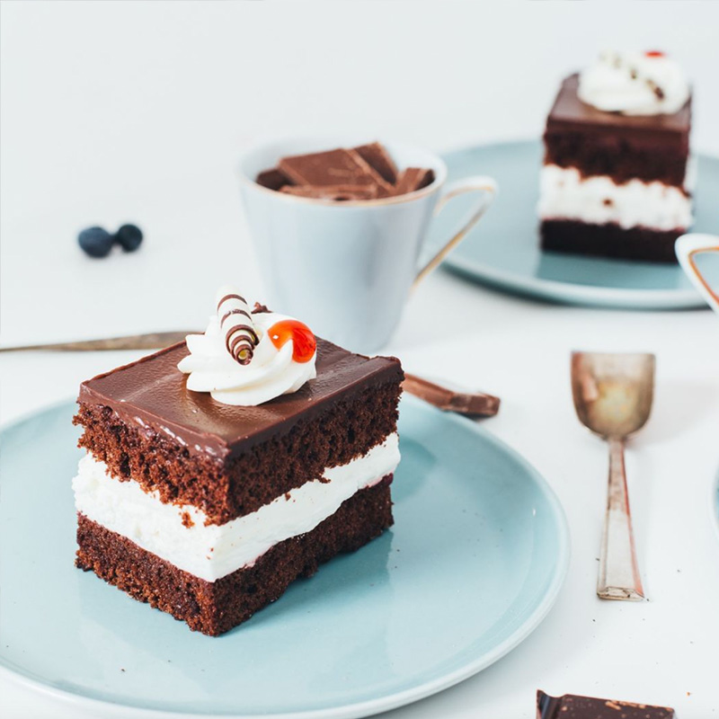 Atrium Promenada, Walentynki, klasyka, prezent, pomysł na prezent, prezent dla niej, piekarnia, cukiernia, ciasto, Skalski